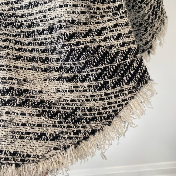 IRO B&W Tweed Top * - Picture 6 of 9